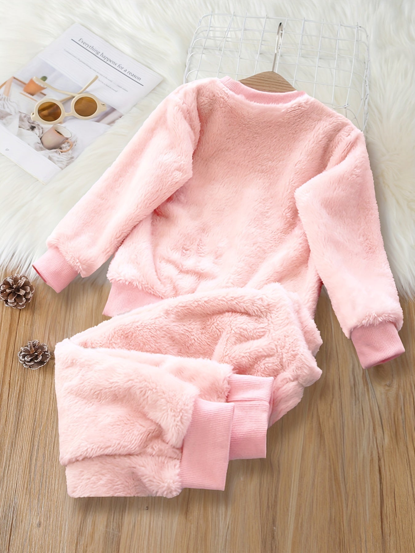 Girl's Cat Embroidered Outfit 2pcs, Fuzzy Fleece Sweatshirt & Jogger Pants Set, Soft Loungewear, Kid's Clothes For Spring Fall