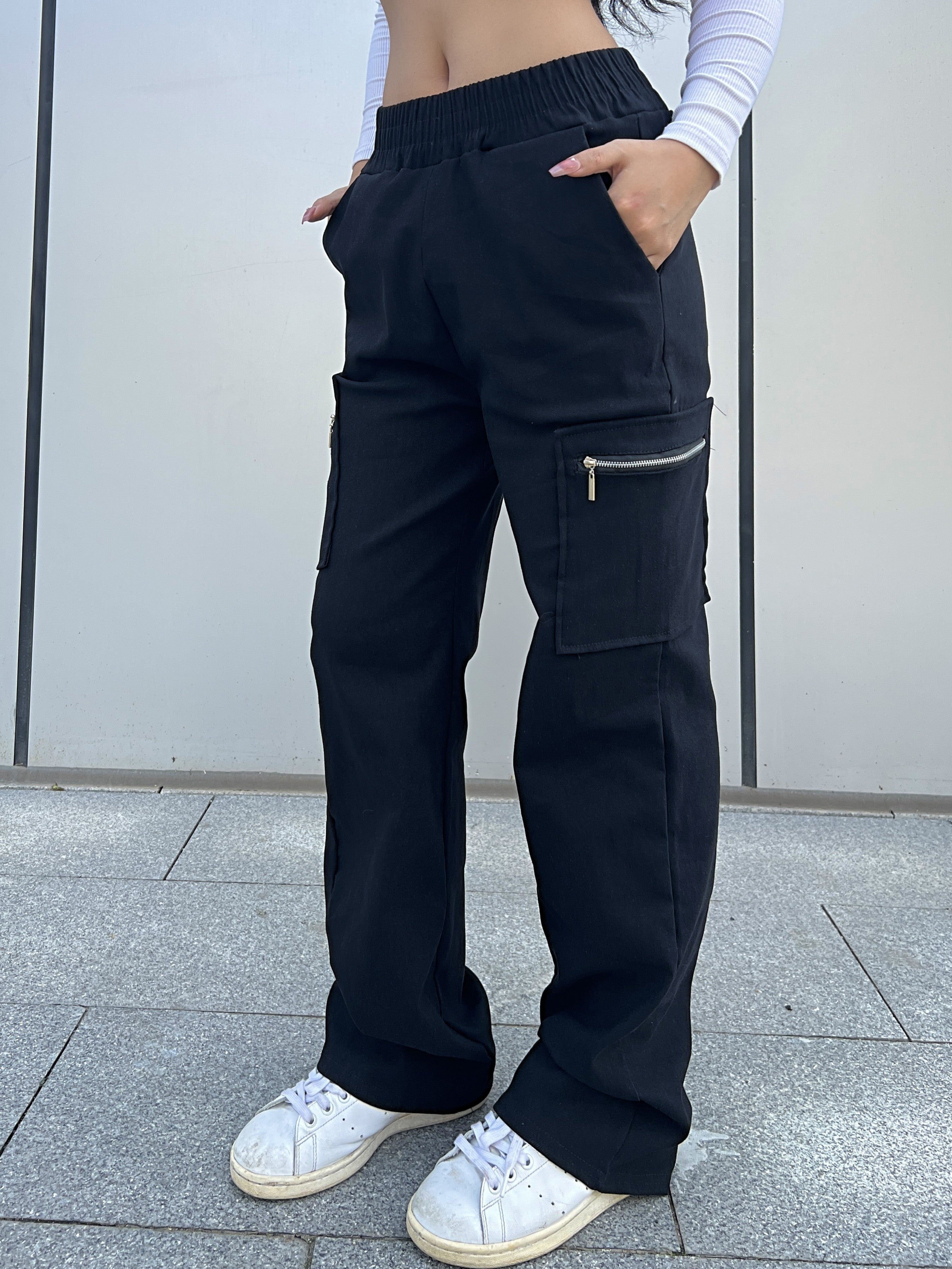 Trendy Straight Leg Cargo Pants - Women's Casual Streetwear Clothing with Y2K Inspiration, Comfortable Design, and Multiple Pockets - Perfect for Daily Wear