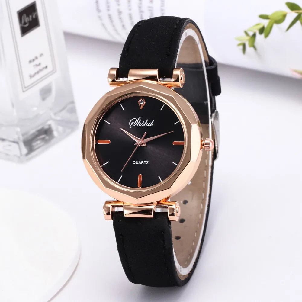 Fashion Women's Watches Women Red Watches Casual Leather Band Quartz Wristwatches Ladies Cheap Price Dropshiping Montre Femme