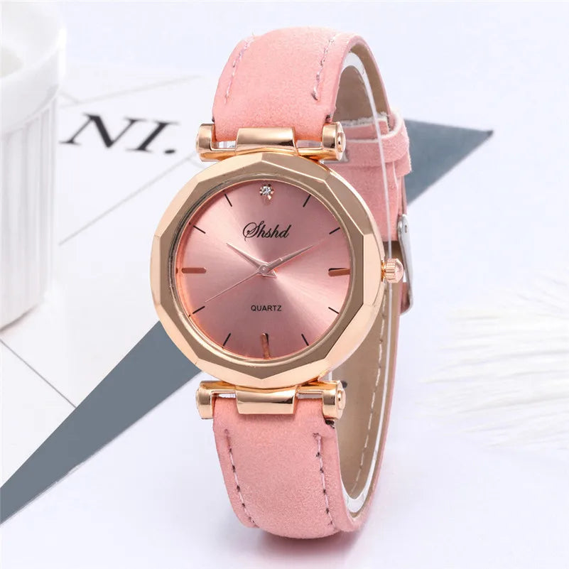 Fashion Women's Watches Women Red Watches Casual Leather Band Quartz Wristwatches Ladies Cheap Price Dropshiping Montre Femme